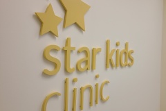 3D-cut-acrylic-logo-for-Star-Kids-Clinic