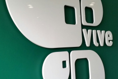 3D-cut-white-logo-VIVE