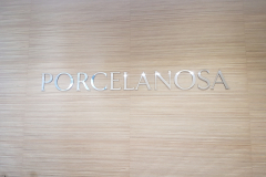 Polished-aluminium-3D-cut-letters-PORCELANOSA