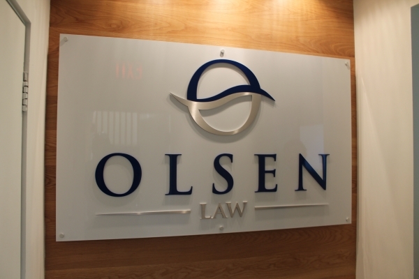 Lobby sign with aluminium raised logo Olsen-