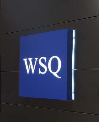 WSQ-LED-Illuminated-Stainless-Box